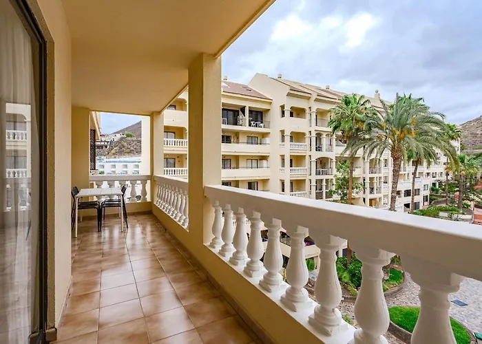 2 Bed With Pool View Castle Harbour C202 ロスクリスティアーノス