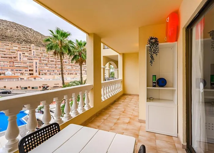 2 Bed With Pool View Castle Harbour C202 * ロスクリスティアーノス