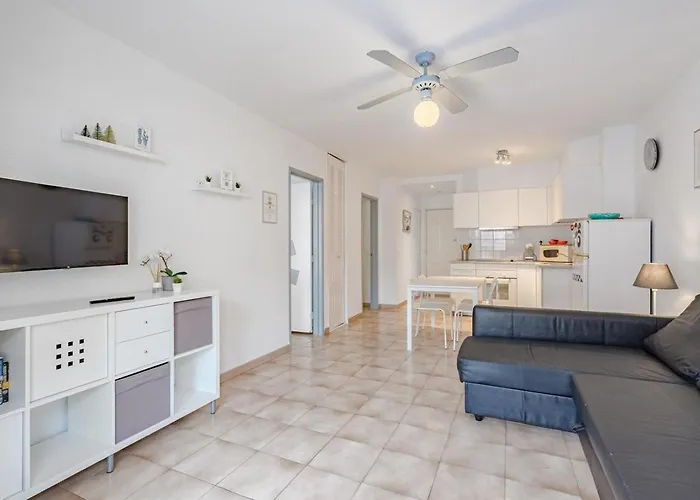 2 Bed With Pool View Castle Harbour C202 * ロスクリスティアーノス