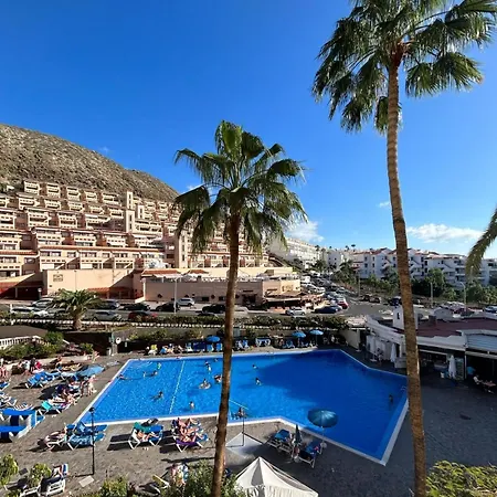 Lejlighed 2 Bed With Pool View Castle Harbour C202 *
